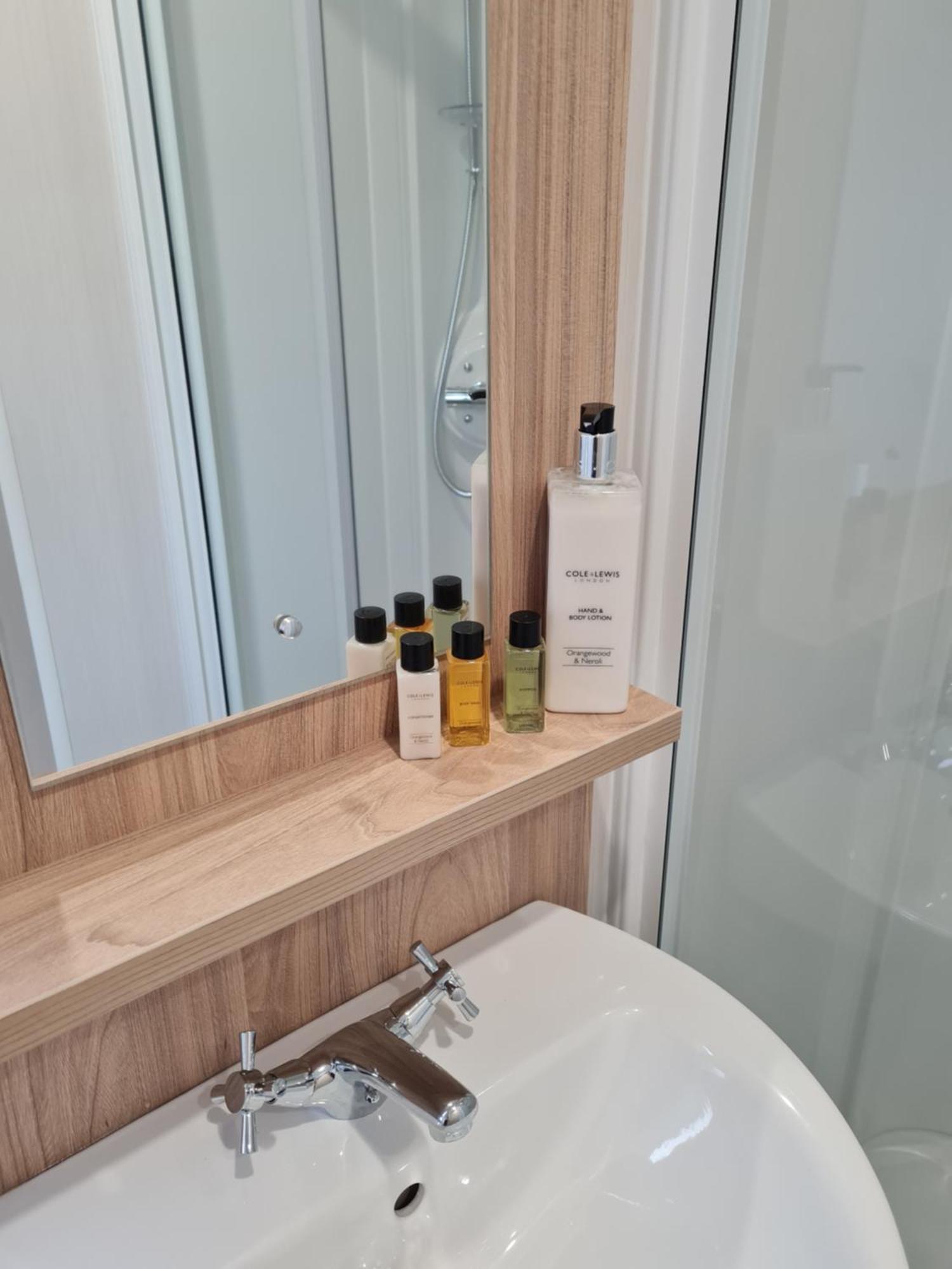Golf And Leisure Retreat Hotel Горад Грэйт Ярмут Екстериор снимка